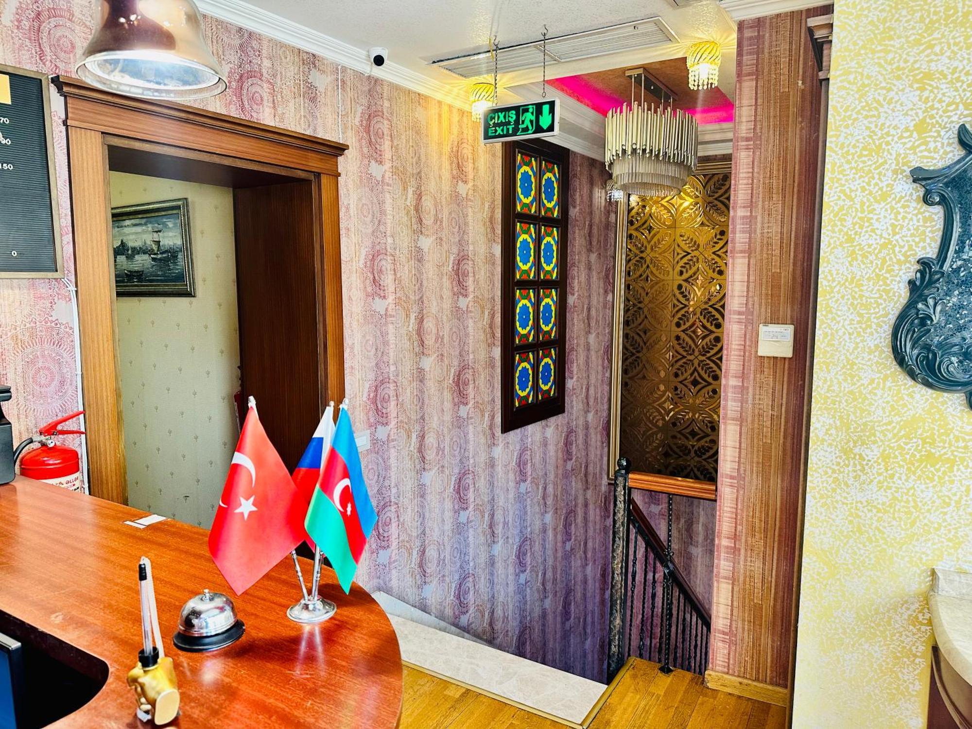 Clover Hotel Baku Formula 1 View מראה חיצוני תמונה