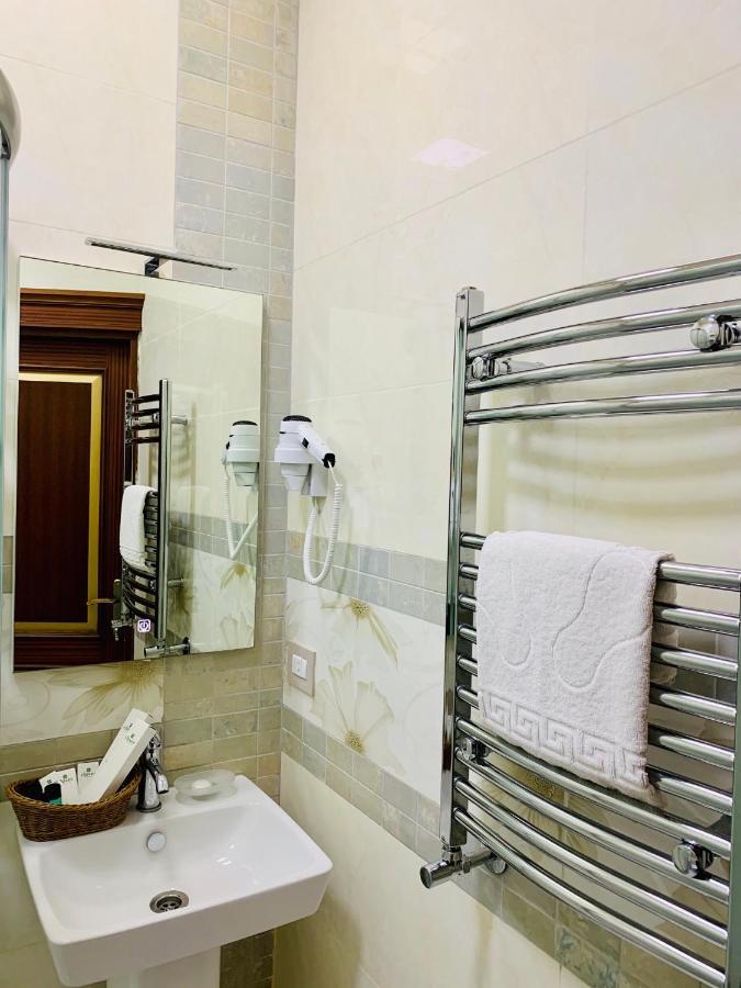 Clover Hotel Baku Formula 1 View מראה חיצוני תמונה
