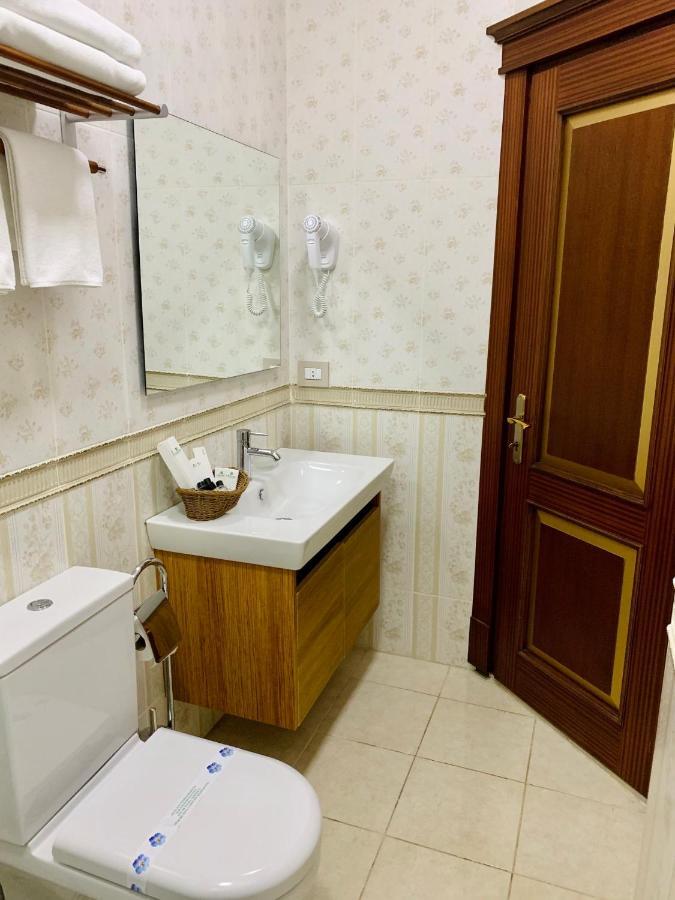 Clover Hotel Baku Formula 1 View מראה חיצוני תמונה